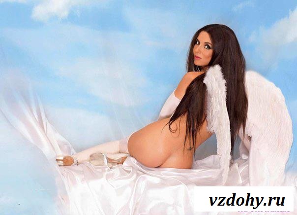 Анна Плетнева с голым задом Анна Плетнева с голым задом