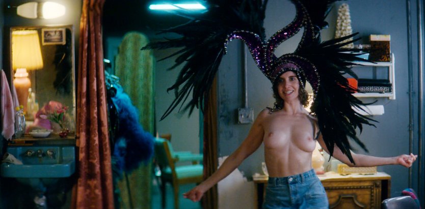 Alison Brie 19+