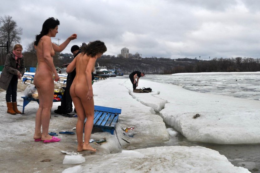 Огромные члены на нудистких пляжах