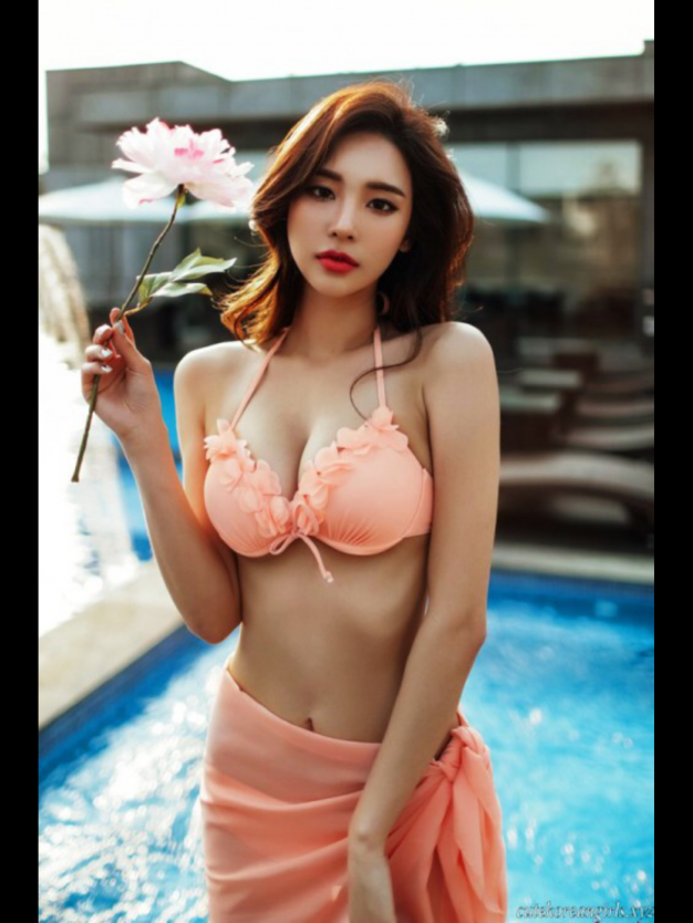 Clara Lee хот