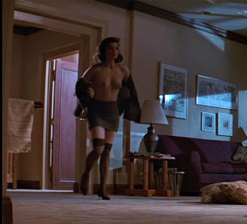 Jeanne Tripplehorn основной инстинкт