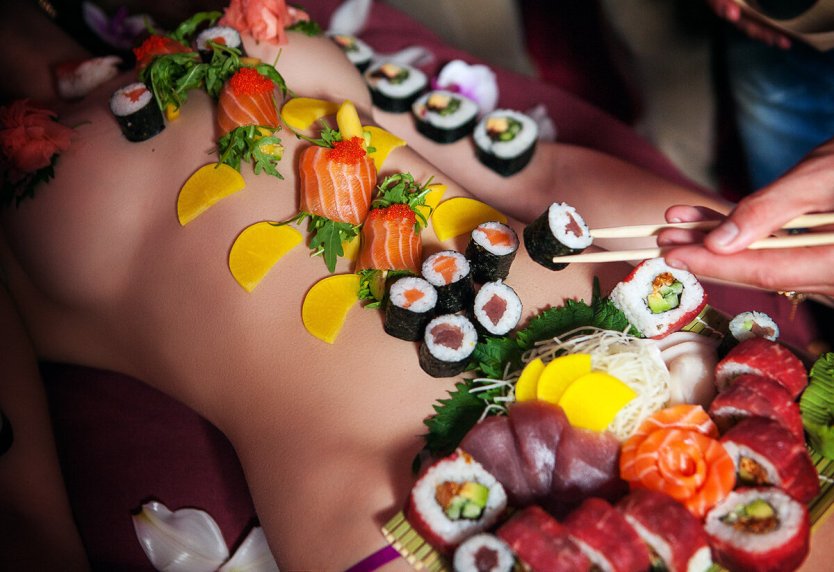 Ниотамори Nyotaimori вагина