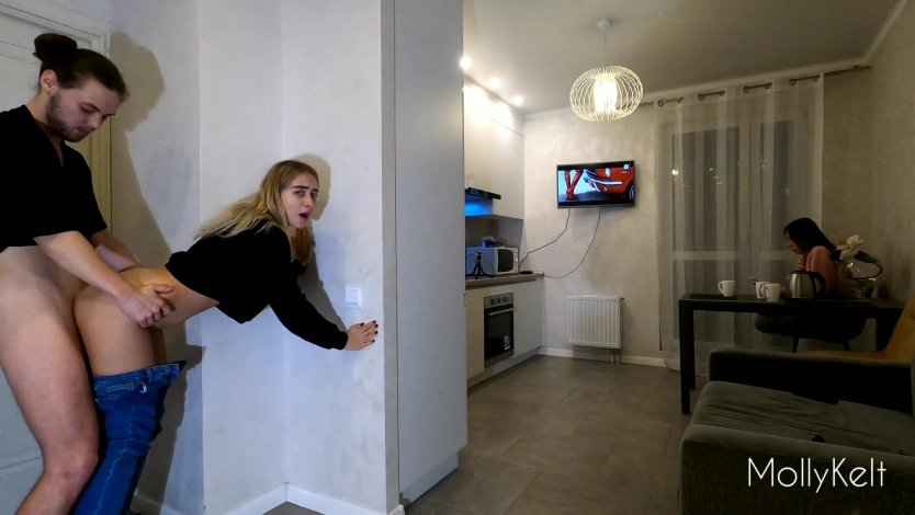 Жена изменяет за спиной мужа