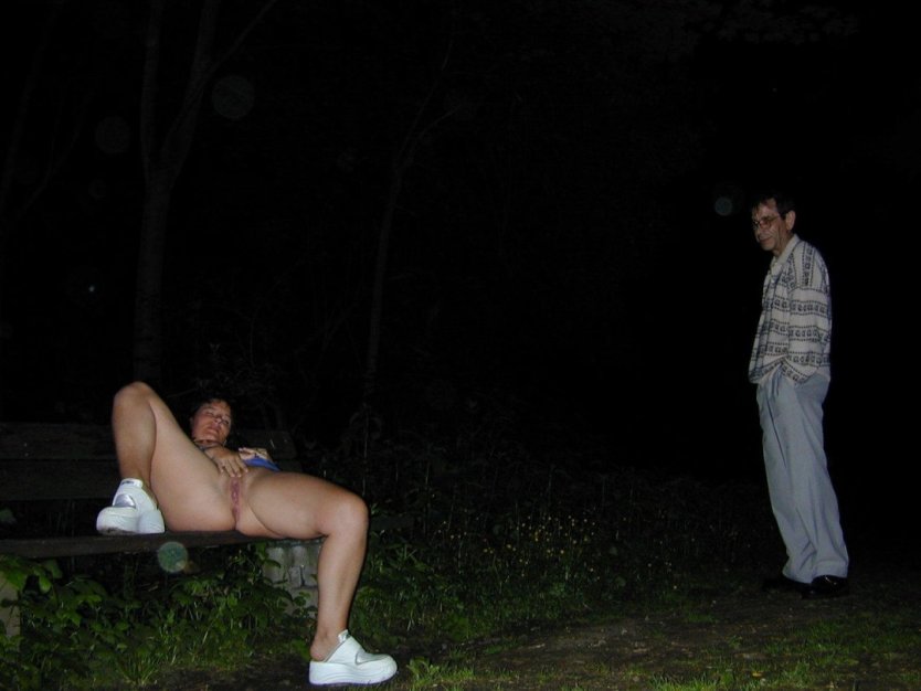 Ню на природе ночью частное