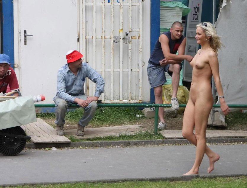 Женщины гастарбайтеры ню
